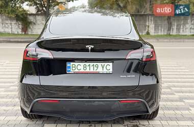 Позашляховик / Кросовер Tesla Model Y 2023 в 