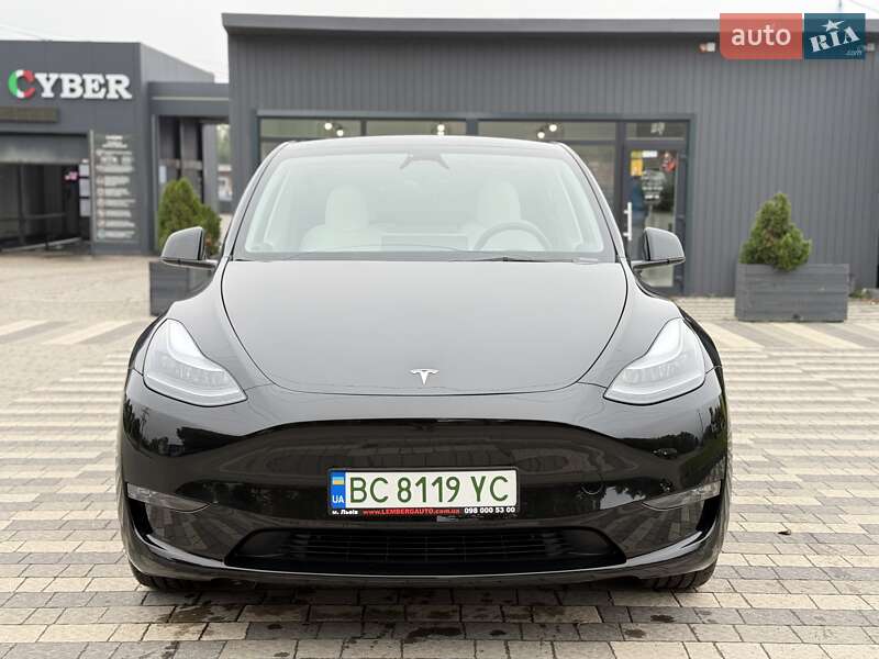Внедорожник / Кроссовер Tesla Model Y 2023 в Львове