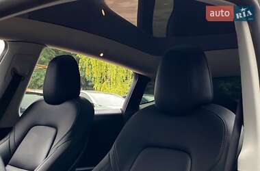 Внедорожник / Кроссовер Tesla Model Y 2022 в 