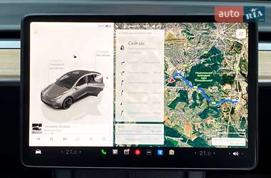 Внедорожник / Кроссовер Tesla Model Y 2022 в 