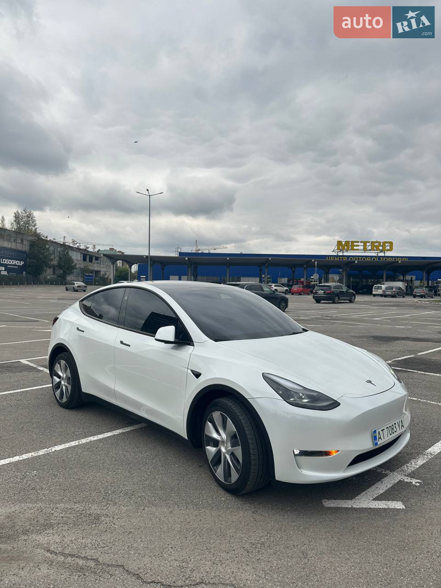 2024 Tesla Model Y - мініатюра 2