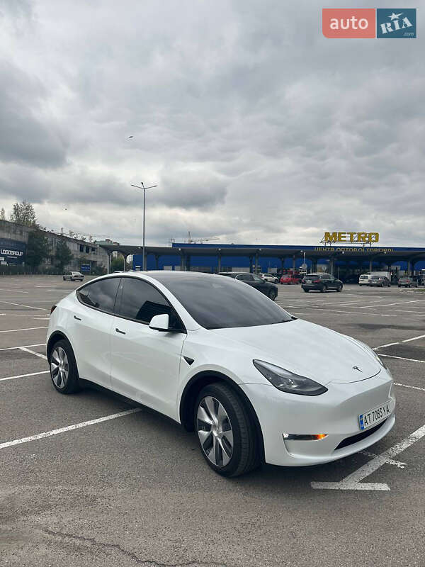 Tesla Model Y 2024 Tesla Model Y 2024
