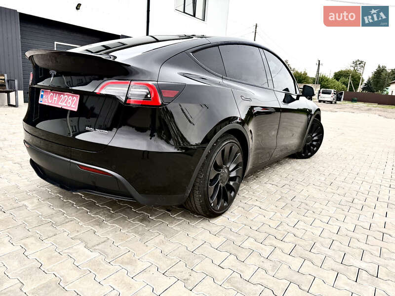 Внедорожник / Кроссовер Tesla Model Y 2021 в Могилев-Подольске