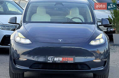 Позашляховик / Кросовер Tesla Model Y 2024 в 
