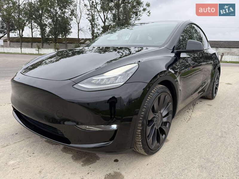 Позашляховик / Кросовер Tesla Model Y 2020 в 