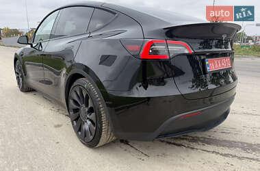 Позашляховик / Кросовер Tesla Model Y 2020 в 
