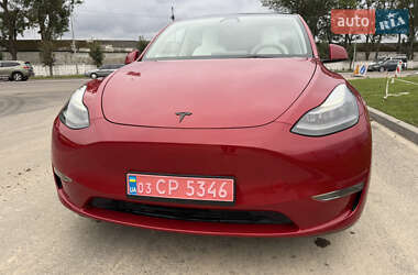 Позашляховик / Кросовер Tesla Model Y 2023 в 