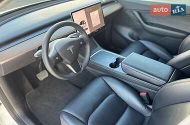 Позашляховик / Кросовер Tesla Model Y 2022 в 