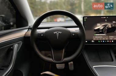 Внедорожник / Кроссовер Tesla Model Y 2024 в 