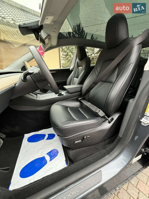 Внедорожник / Кроссовер Tesla Model Y 2023 в Долине