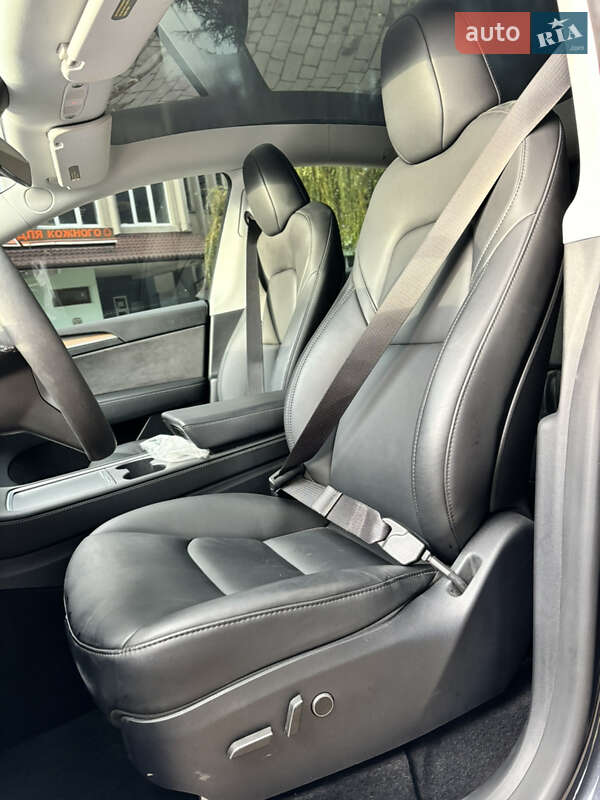 Внедорожник / Кроссовер Tesla Model Y 2023 в Долине