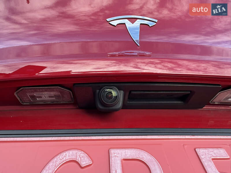 Позашляховик / Кросовер Tesla Model Y 2023 в Луцьку