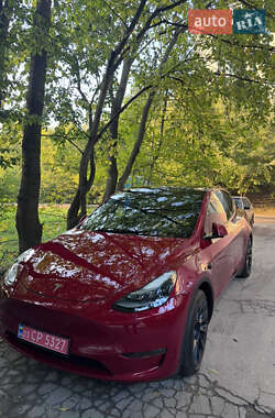Позашляховик / Кросовер Tesla Model Y 2023 в 