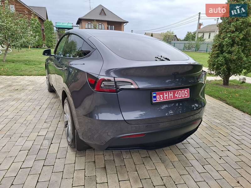 Позашляховик / Кросовер Tesla Model Y 2023 в Києві