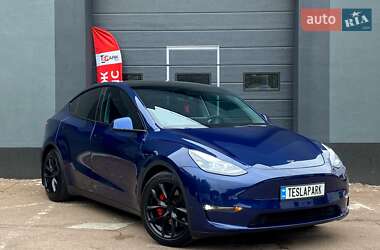 Позашляховик / Кросовер Tesla Model Y 2021 в Києві
