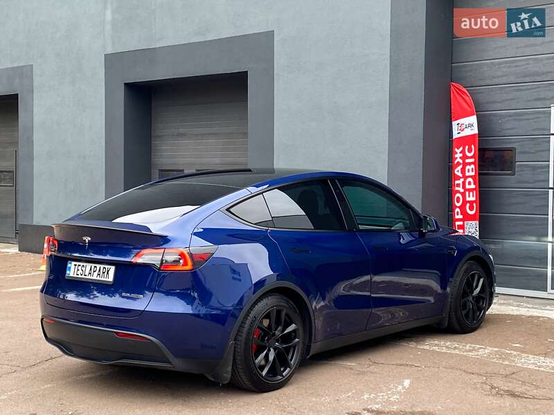 Позашляховик / Кросовер Tesla Model Y 2021 в Києві