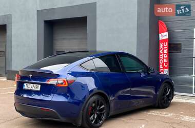 Позашляховик / Кросовер Tesla Model Y 2021 в 