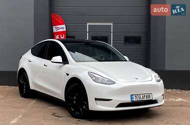 Внедорожник / Кроссовер Tesla Model Y 2023 в Киеве