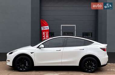 Позашляховик / Кросовер Tesla Model Y 2023 в 