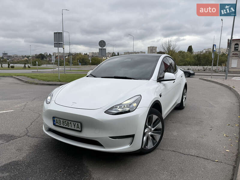 Tesla Model Y 2022