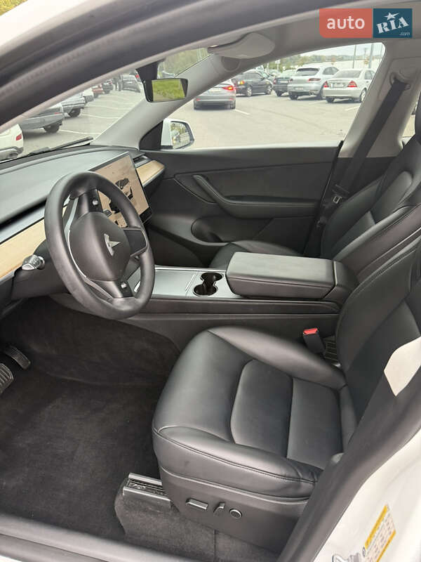 Позашляховик / Кросовер Tesla Model Y 2022 в Вінниці фото 14 Позашляховик / Кросовер Tesla Model Y 2022 в Вінниці