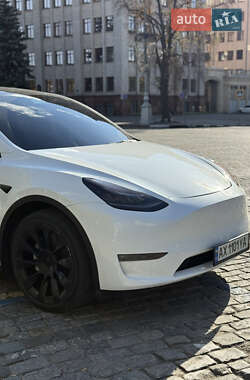 Позашляховик / Кросовер Tesla Model Y 2022 в 