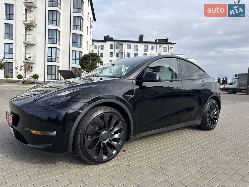 Внедорожник / Кроссовер Tesla Model Y 2022 в Луцке