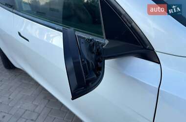 Позашляховик / Кросовер Tesla Model Y 2020 в 