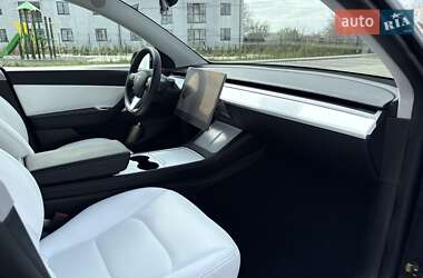 Внедорожник / Кроссовер Tesla Model Y 2022 в 