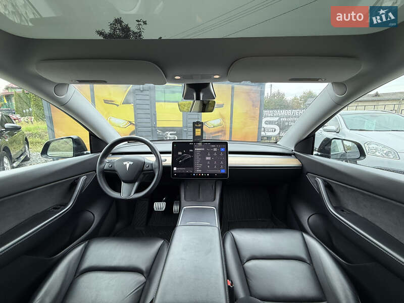 Позашляховик / Кросовер Tesla Model Y 2021 в Стрию