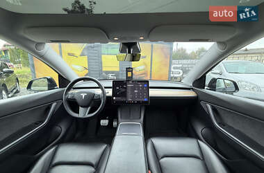Позашляховик / Кросовер Tesla Model Y 2021 в 