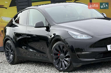 Позашляховик / Кросовер Tesla Model Y 2021 в 