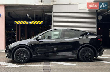 Внедорожник / Кроссовер Tesla Model Y 2023 в 