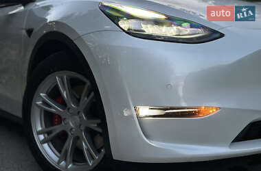 Позашляховик / Кросовер Tesla Model Y 2021 в 