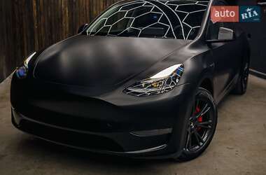 Внедорожник / Кроссовер Tesla Model Y 2023 в Киеве