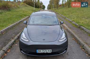 Позашляховик / Кросовер Tesla Model Y 2021 в 