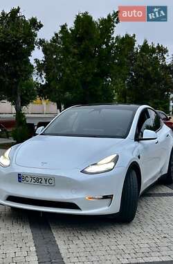 Позашляховик / Кросовер Tesla Model Y 2022 в 