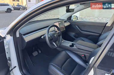 Внедорожник / Кроссовер Tesla Model Y 2020 в 