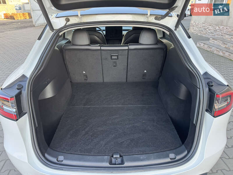 Позашляховик / Кросовер Tesla Model Y 2020 в Луцьку