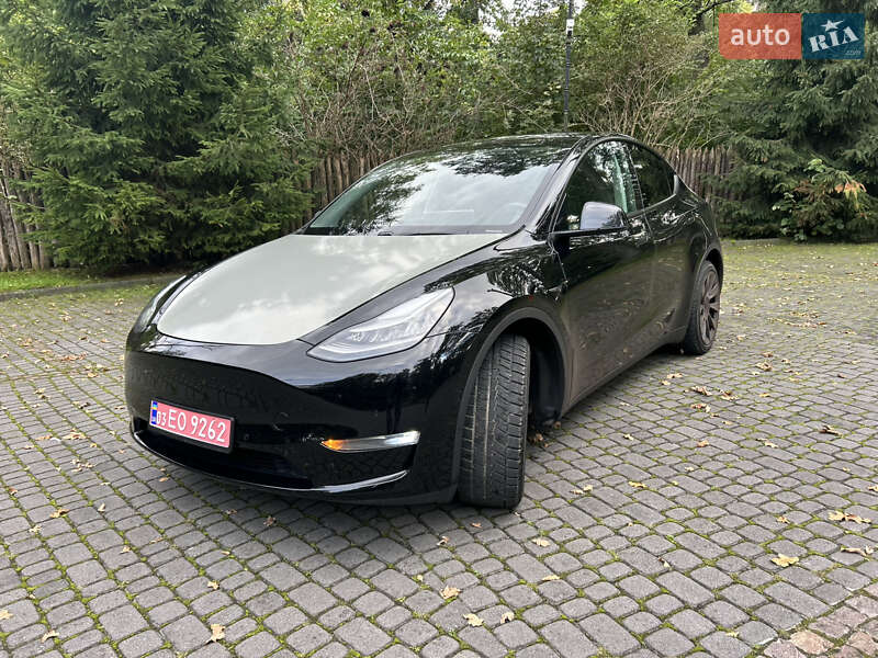 Позашляховик / Кросовер Tesla Model Y 2020 в 