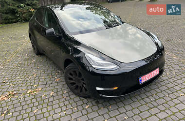 Позашляховик / Кросовер Tesla Model Y 2020 в 