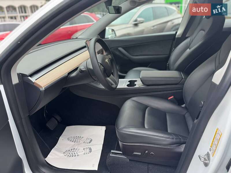 Позашляховик / Кросовер Tesla Model Y 2021 в Одесі
