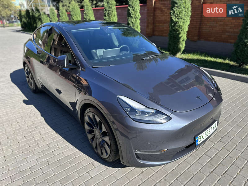 Позашляховик / Кросовер Tesla Model Y 2021 в Хмельницькому