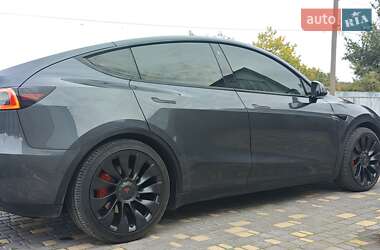 Позашляховик / Кросовер Tesla Model Y 2022 в 