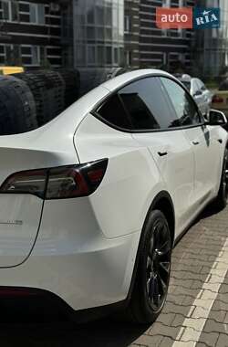 Внедорожник / Кроссовер Tesla Model Y 2022 в 