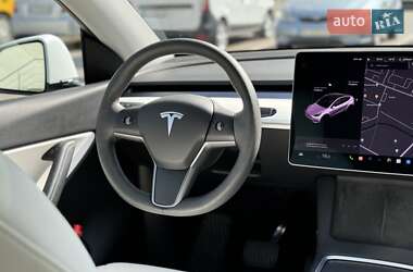 Внедорожник / Кроссовер Tesla Model Y 2022 в 