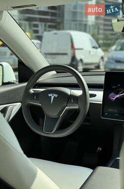 Внедорожник / Кроссовер Tesla Model Y 2022 в 