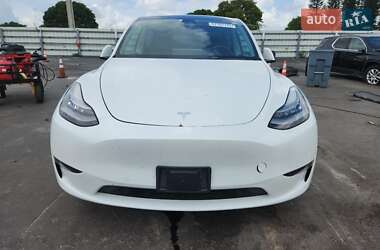 Внедорожник / Кроссовер Tesla Model Y 2021 в 