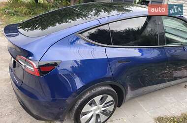 Позашляховик / Кросовер Tesla Model Y 2022 в  фото 5 Позашляховик / Кросовер Tesla Model Y 2022 в