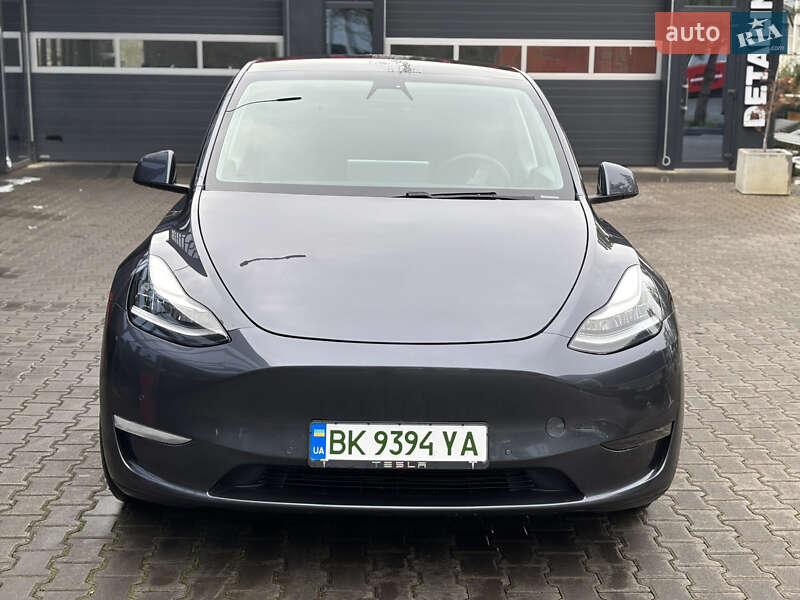 Позашляховик / Кросовер Tesla Model Y 2020 в Рівному